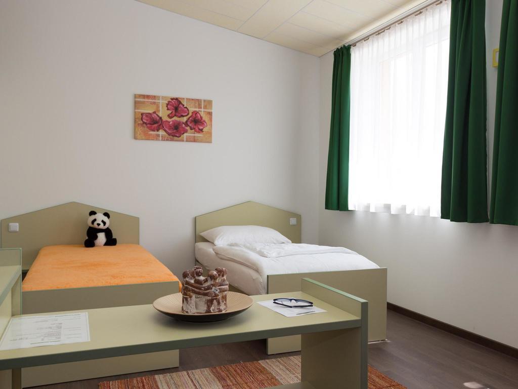 Winrooms "Hotel&Appartement" Wiener Neustadt Exterior photo